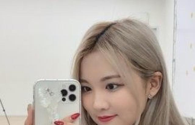 tri.be Jia