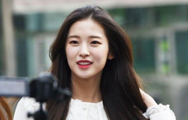 OH MY GIRL Arin