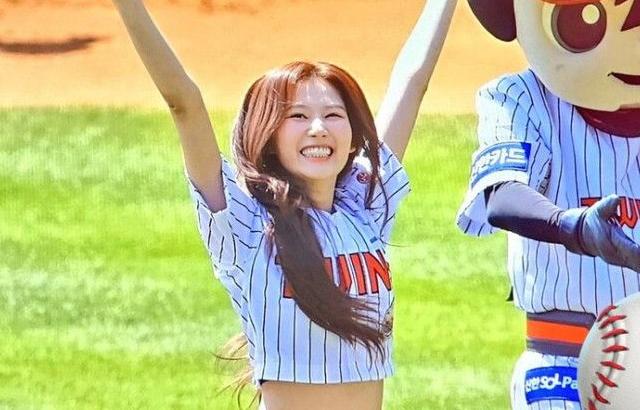 트와이스 사나