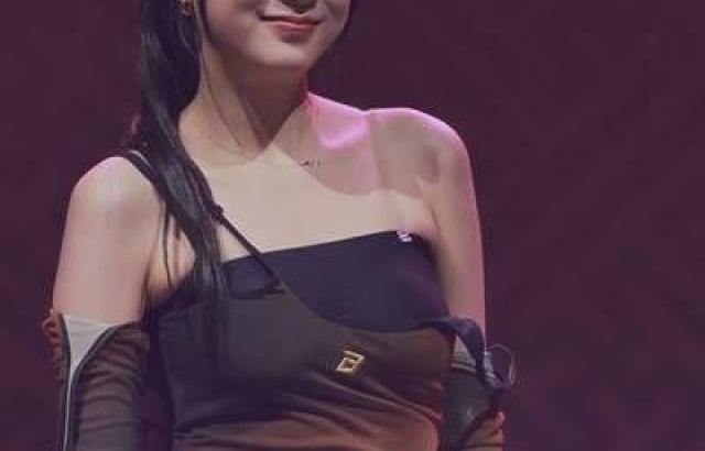 가슴 밸트 터트리는 피지컬 에이핑크 오하영