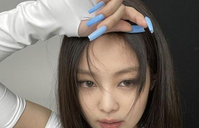 BLACKPINK JENNIE