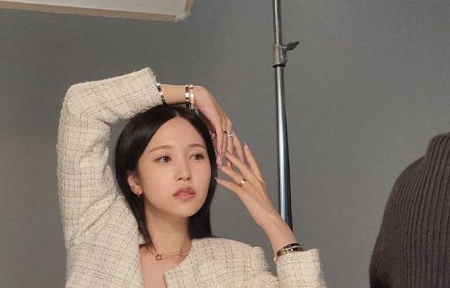 TWICE Mina