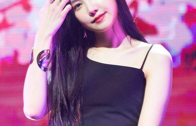 손나은