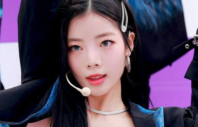 PURPLE KISS 나고은