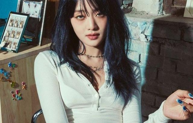 (G)I-DLE minnie