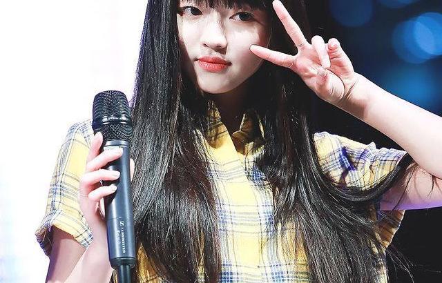 OH MY GIRL 유시아