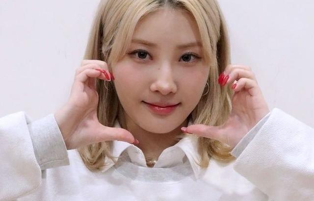 PURPLE KISS 채인
