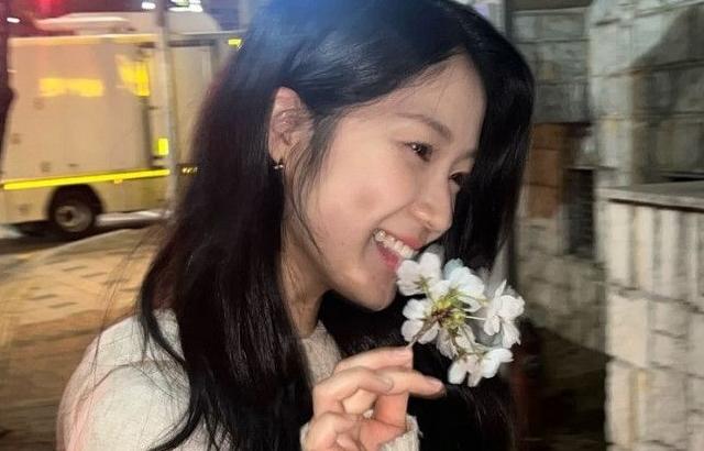 김혜윤