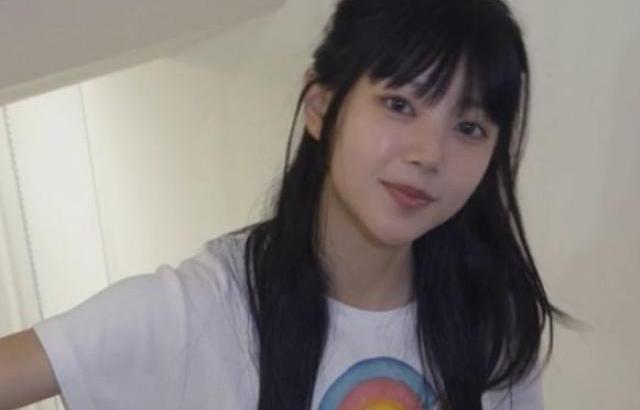 ILLIT 모카