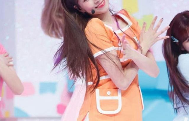 조유리