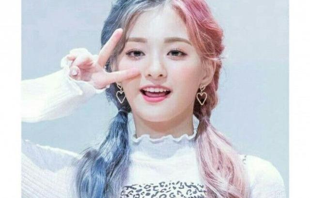 핑크 아닌 이나경
