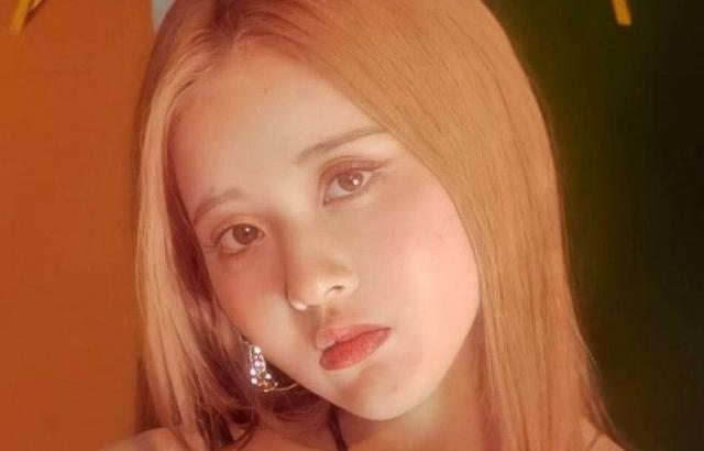 STAYC SIEUN