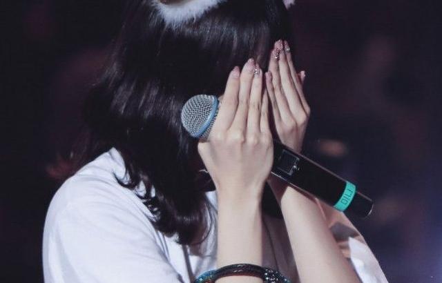 까꿍하는 미나