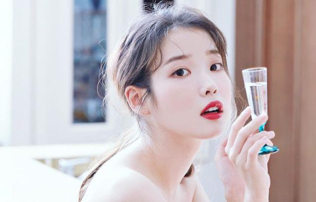 아이유 포토.