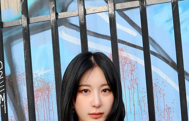 이채연