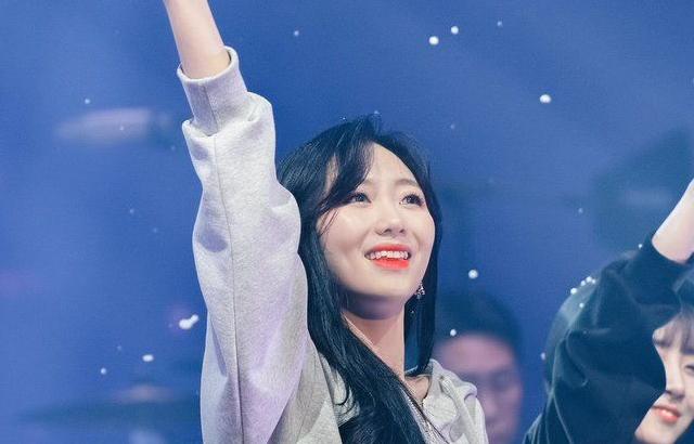 러블리즈 모닝빵 류수정