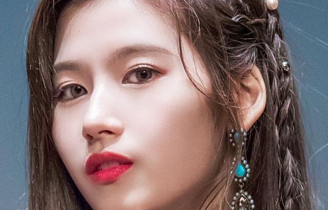 트와이스 사나