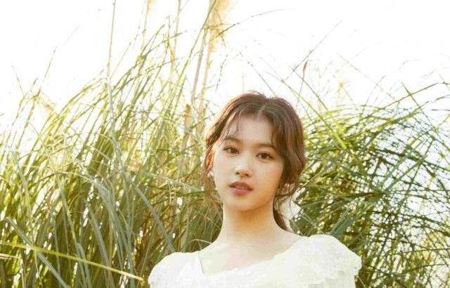 트와이스 사나