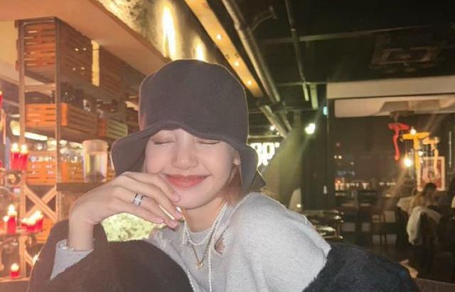 BLACKPINK LISA