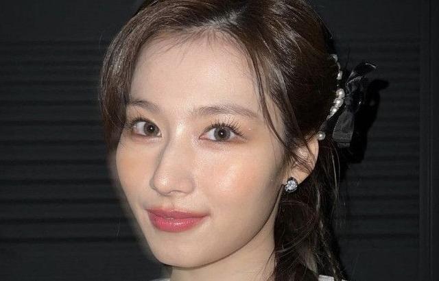 TWICE Sana