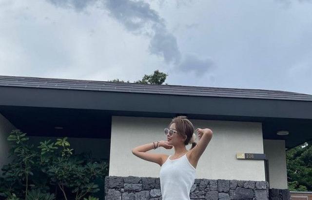 (G)I-DLE SOYEON