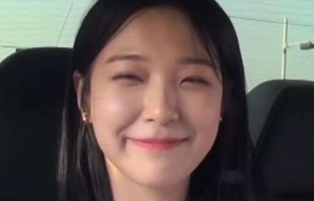 프로미스나인  백지헌