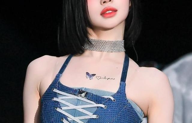 BABYMONSTER (베이비몬스터) 아사