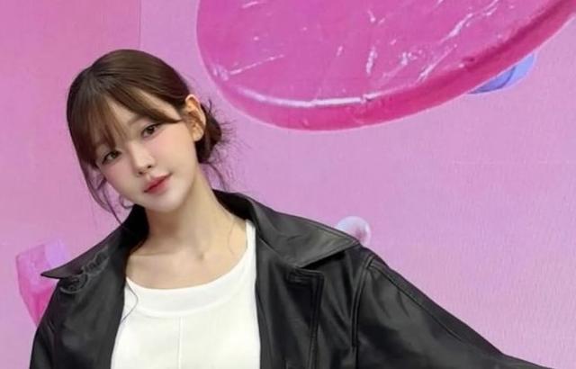 김윤희 아나운서