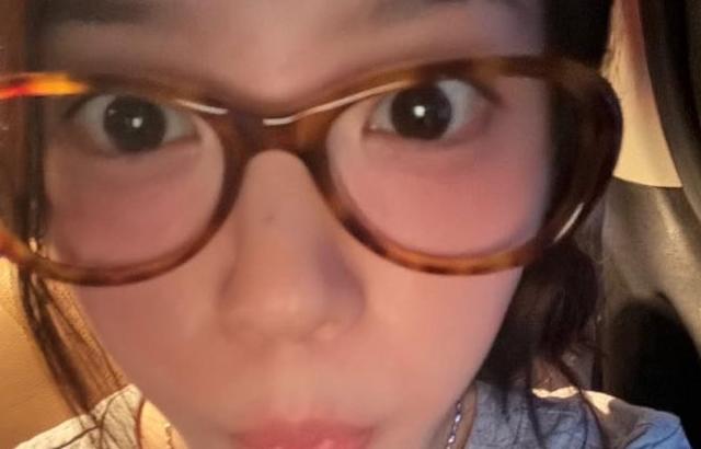 아일릿 (ILLIT) 모카