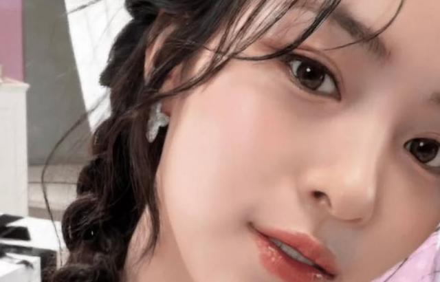 ITZY (있지) 류진