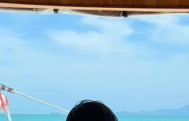 배우 정해인, 타미힐피거 요트 화보 비하인드.JPG