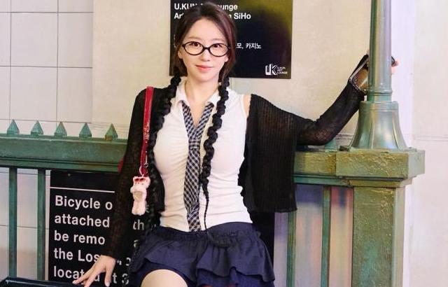 황유주 아나운서