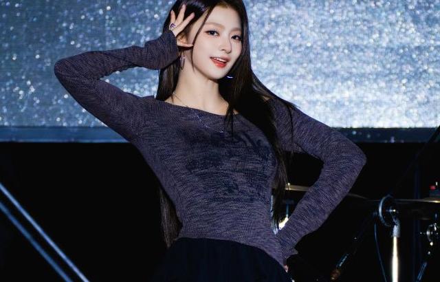 프로미스나인 이나경