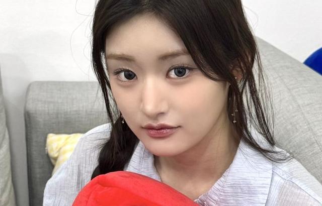 피프티피프티 아테나