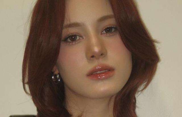 니쥬 (NiziU) 니나