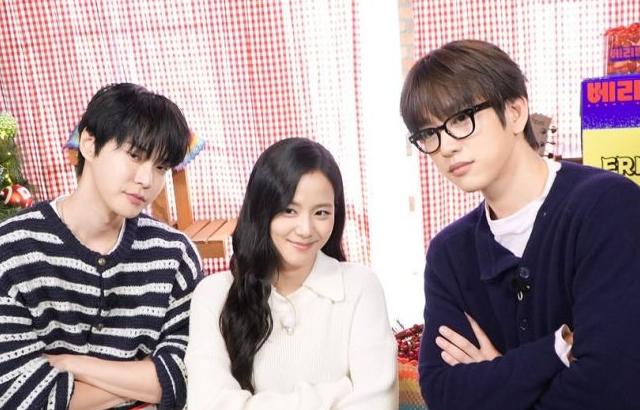 지수 블랙핑크 & 도영 진영 태하 조나단 땡스버디클럽