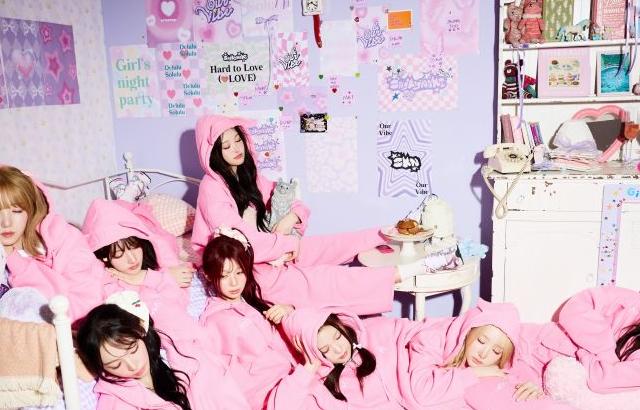 #SAYMYNAME 3RD EP ALBUM [&Our Vibe] Dress Code A