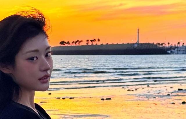 피프티피프티 아테나