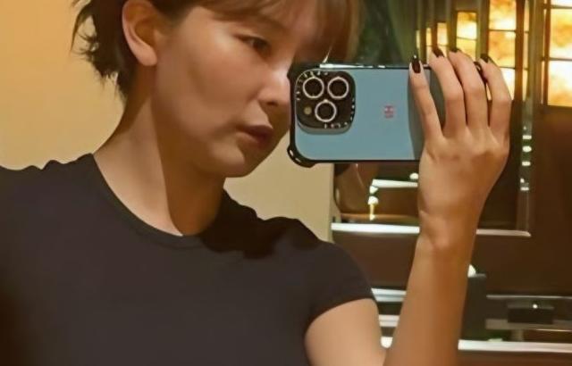 레드벨벳 슬기 복근 레깅스핏