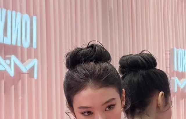 MEOVV (미야오) 엘라