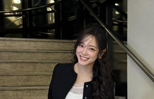 김세정 인별 등 10cm의쓰담쓰담/ 열번째편지 D-1