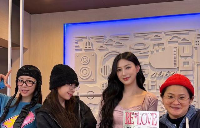 하영 은지 남주 정오의희망곡