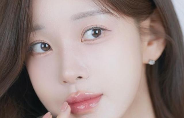 김윤희 아나운서