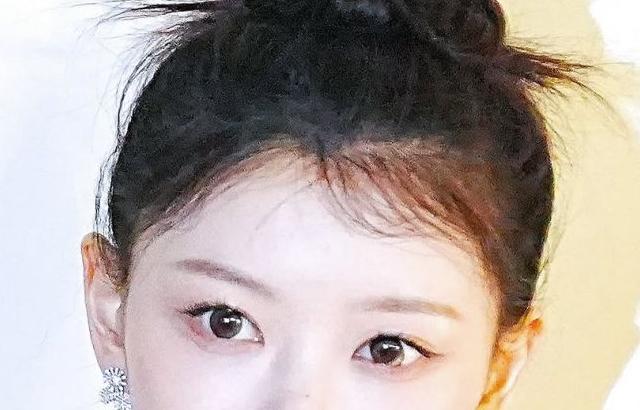 아일릿 (ILLIT) 모카