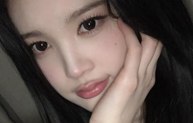 하츠투하츠 에이나