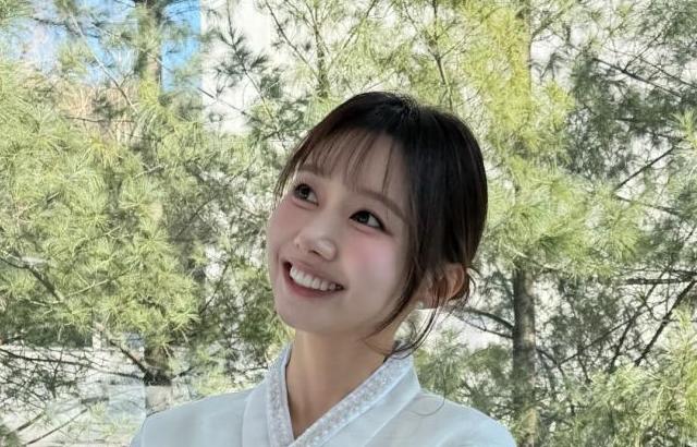 윤수빈 아나운서