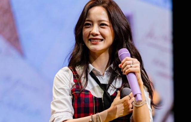 김세정 아이오아이 인별 등/ 전소미 노스페이스